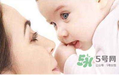 順產(chǎn)時(shí)會(huì)不會(huì)拉屎？順產(chǎn)時(shí)如何用力？