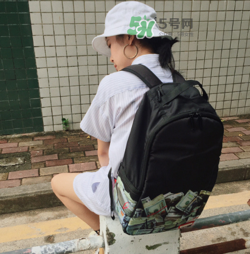 sprayground翅膀書(shū)包多少錢？sprayground雙肩包什么價(jià)位？