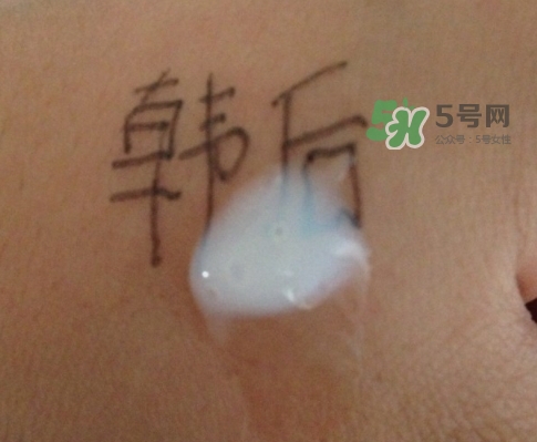 韓后茶蕊亮肌嫩白潔面乳怎么樣？韓后茶蕊洗面奶多少錢(qián)？