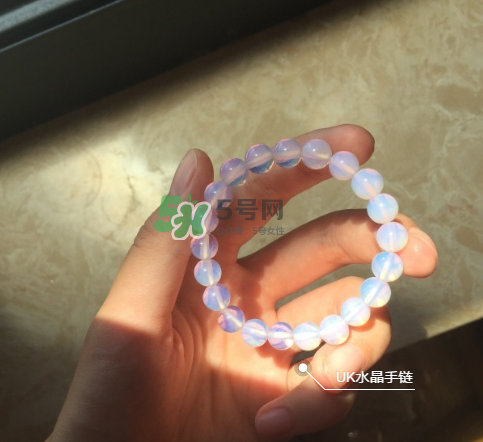 水晶手鏈戴在哪個手上？水晶手鏈需要開光嗎？
