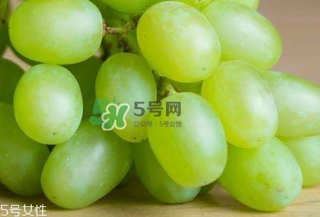 綠葡萄的營養價值_綠葡萄的功效與作用及飲食禁忌