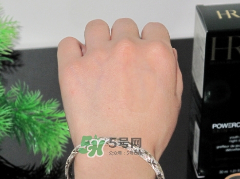 綠寶瓶和小棕瓶哪個好？綠寶瓶和小棕瓶對比