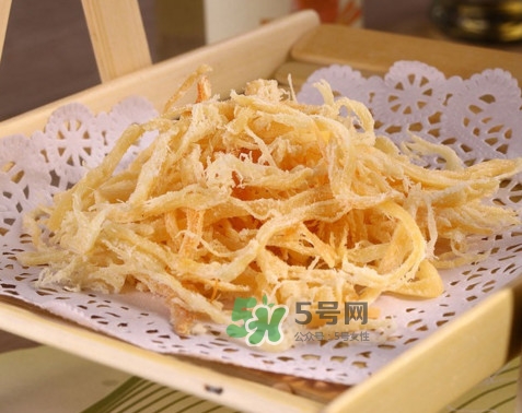 魷魚絲一次吃多少合適？魷魚絲吃多了會怎么樣
