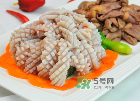 焯魷魚是冷水還是開水？魷魚為什么要焯水
