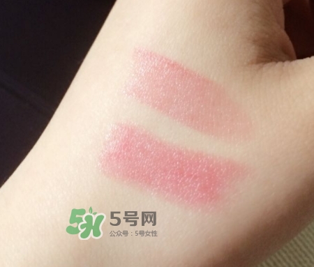 嬌蘭親親唇膏白管和黑管哪個(gè)好？嬌蘭白管和黑管區(qū)別