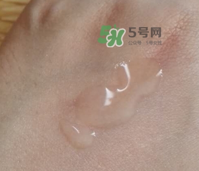 悅木之源菌菇水是爽膚水嗎？悅木之源菌菇水是精華嗎