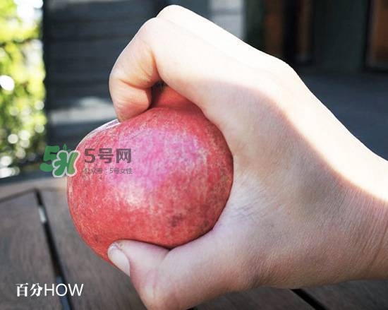 石榴怎么剝方便？怎么快速剝石榴？