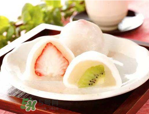 冰皮月餅粉可以做雪媚娘嗎？雪媚娘和冰皮月餅區別