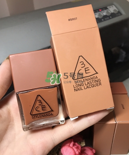 小編推薦秋冬必敗土色指彩！摩登先生、3CE都榜上有名