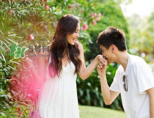 婚外情如何調(diào)查取證？網(wǎng)絡(luò)聊天記錄屬于婚外情證據(jù)嗎？