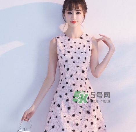 十月份去三亞穿什么衣服？10月份去三亞穿衣搭配