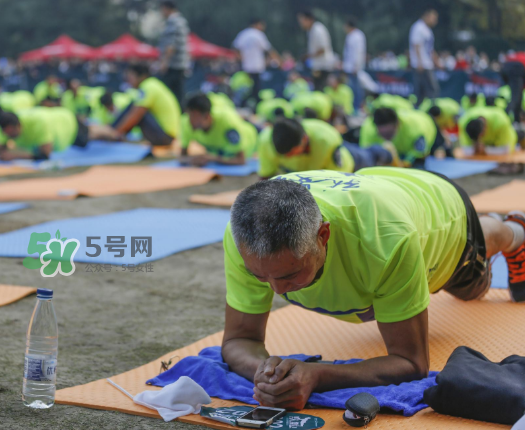 平板支撐會影響長高嗎？做平板支撐會不會長不高？