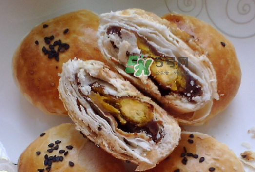 蛋黃酥為什么會(huì)爆開？蛋黃酥爆餡是什么原因？