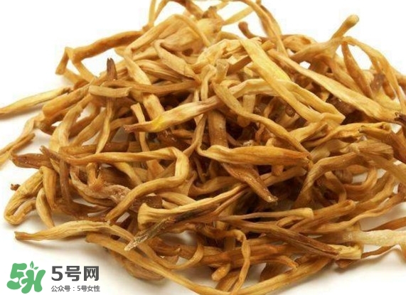 為什么說黃花菜都涼了？黃花菜為什么要抽芯