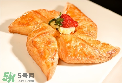 早餐吃面包會(huì)胖嗎？早餐吃面包好不好？