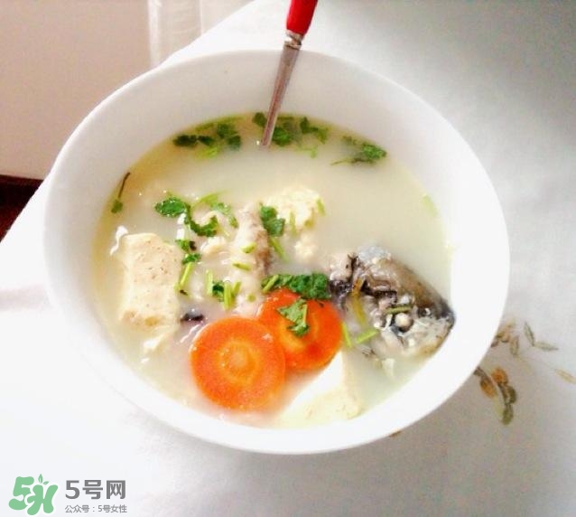 鯽魚湯怎么去腥味？鯽魚湯熬多長時(shí)間最好？