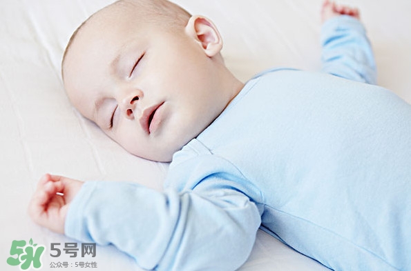 寶寶張嘴睡覺(jué)怎么回事？寶寶張嘴睡覺(jué)怎么糾正？