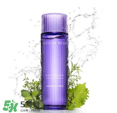 美白水可以去痘印嗎？人們對化妝水有哪些誤區？