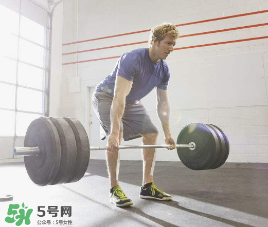 硬拉能練腰嗎？硬拉能提高性功能嗎？