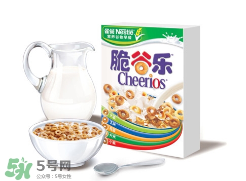 雀巢脆谷樂是膨化食品嗎？雀巢脆谷樂可以干吃嗎