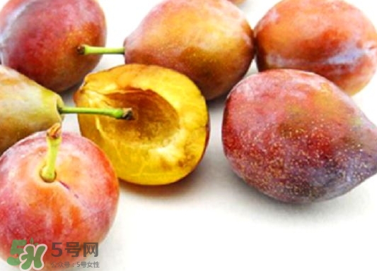 新鮮西梅皮可以吃嗎？西梅皮的功效與作用