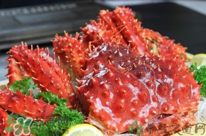 螃蟹吃什么食物長(zhǎng)得大？十月份吃什么螃蟹？
