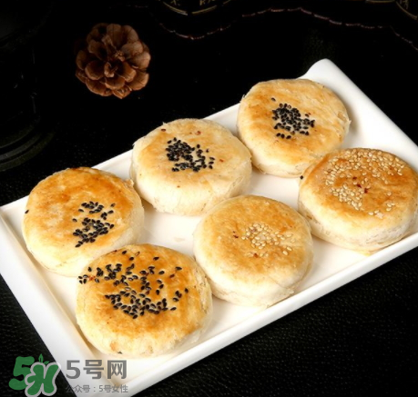 板栗餅吃了會(huì)胖嗎？吃板栗餅會(huì)上火嗎？