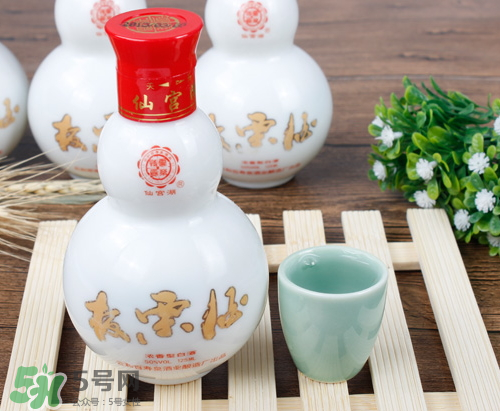 ?板栗酒能存放多久？?板栗泡酒可以放多久？
