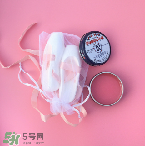 Rosebud Salve玫瑰花蕾膏潤唇膏怎么樣？Rosebud Salve潤唇膏測評