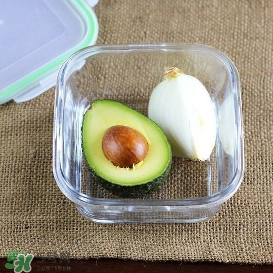 牛油果隔夜了還能吃嗎？牛油果可以冷凍保存嗎？