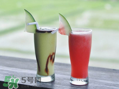 牛油果果汁可以放多久？牛油果果汁隔夜了還能吃嗎？