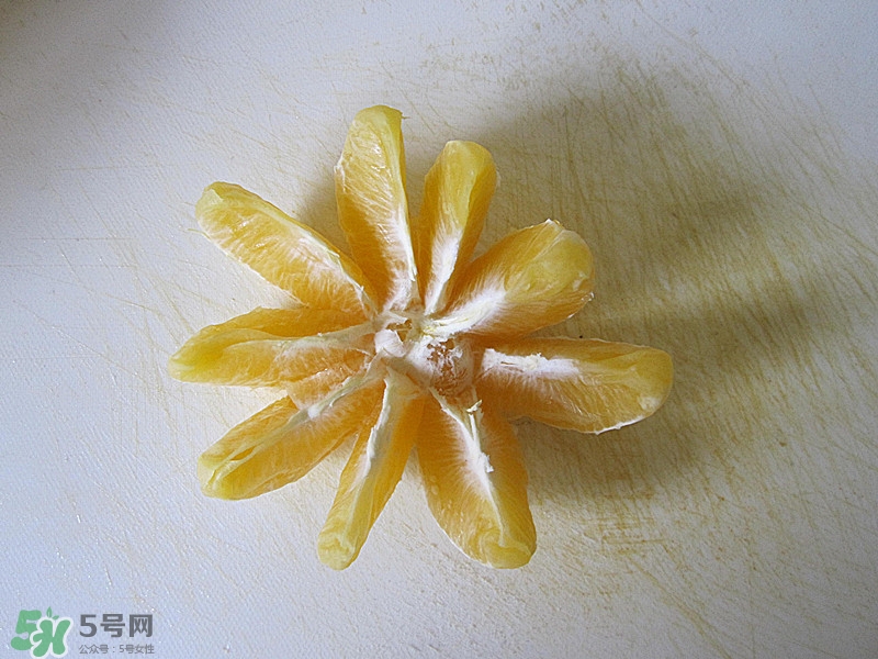牛油果沙拉怎么做？牛油果沙拉用什么醬？