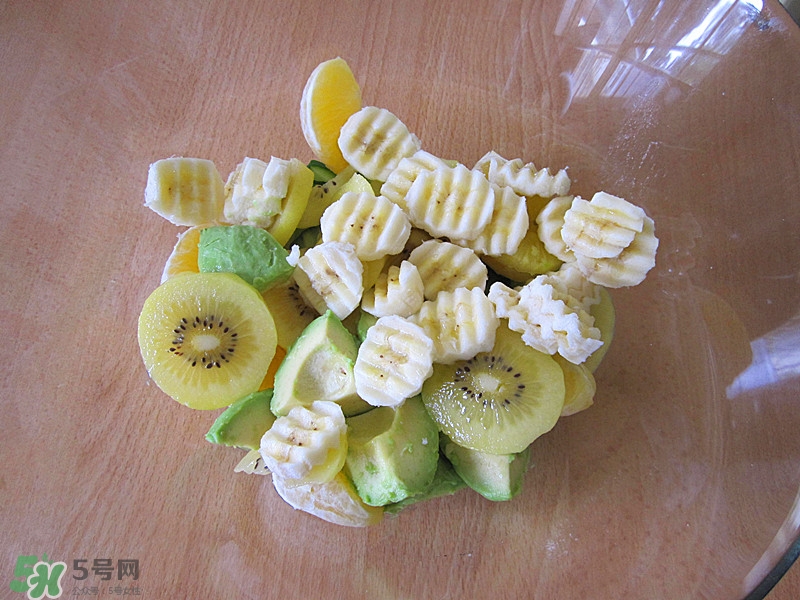 牛油果沙拉怎么做？牛油果沙拉用什么醬？