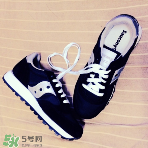 saucony一般多少錢？索康尼和亞瑟士哪個好？