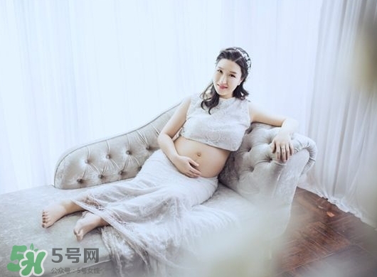 孕婦坐火車需要證明嗎？孕婦坐火車吃什么？