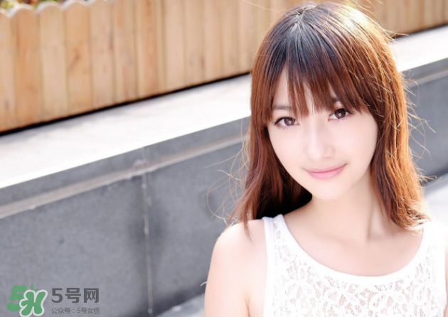 乳腺炎應(yīng)該吃什么藥？乳腺炎應(yīng)該怎么治療？