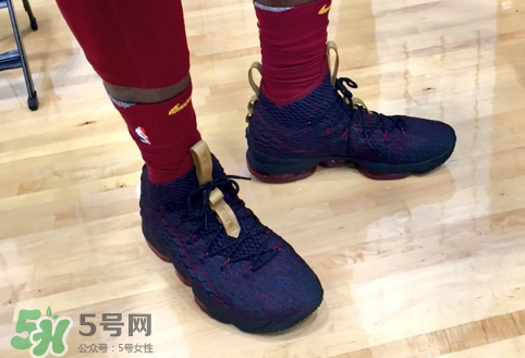 nike lebron 15 cavs實物什么樣？