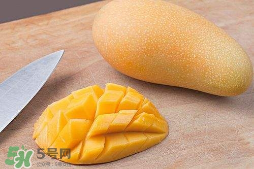 買芒果怎么挑？怎么辨別芒果是不是催熟的？