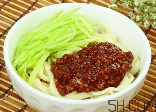 炸醬面用什么醬好？炸醬面可以用甜面醬嗎？