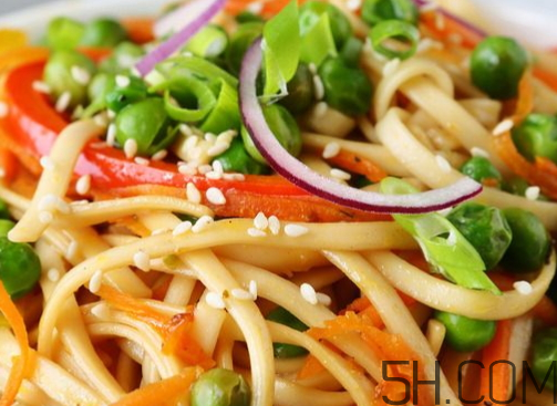 炒面用什么醬油？炒面用什么調料最香？