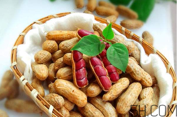 孕婦臨產(chǎn)前的準備工作有哪些？孕婦吃花生的好處