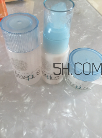 芳珂和芙麗芳絲哪個好？芙麗芳絲和芳珂fancl的區別