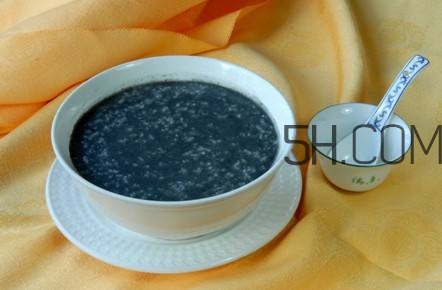 喝黑芝麻糊有什么好處和壞處？黑芝麻糊什么時候喝最好？