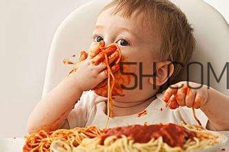 寶媽經驗分享：如何教寶寶自己吃飯？