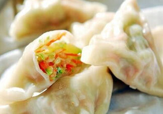 十個(gè)月的寶寶可以吃餃子嗎？寶寶吃什么餡的餃子好？
