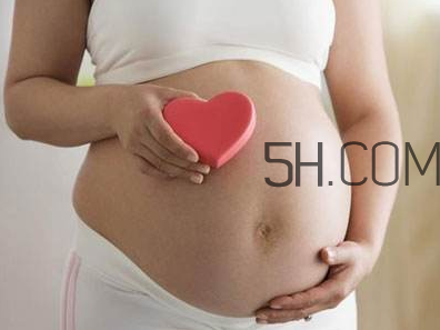 懷孕肚子痛正常嗎？懷孕三個月胎兒無胎心是怎么回事？
