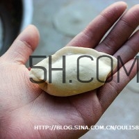 餃子和面用熱水還是冷水？餃子和面要醒多長時間？