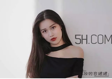 hold live愛(ài)心口紅色號(hào)_hold live愛(ài)心口紅試色圖