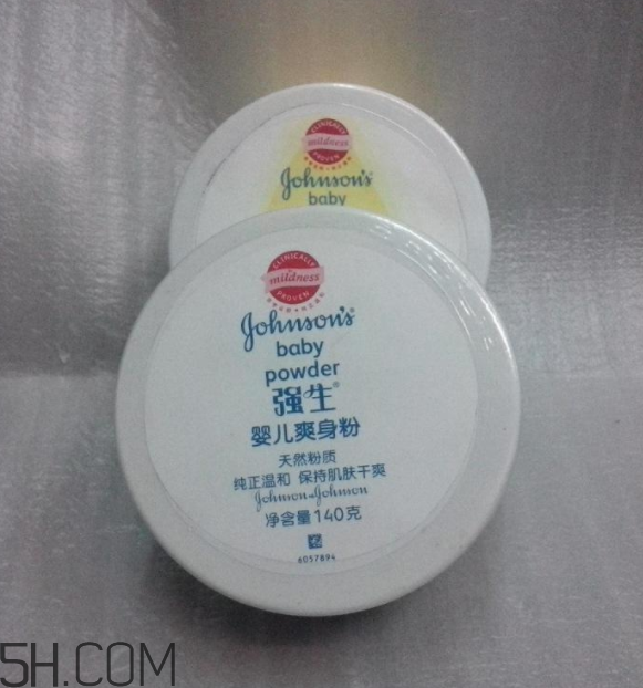 強生爽身粉過期能用嗎？強生爽身粉保質期