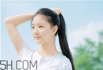 油性發(fā)質(zhì)用什么護(hù)發(fā)素？水療素和護(hù)發(fā)素的區(qū)別